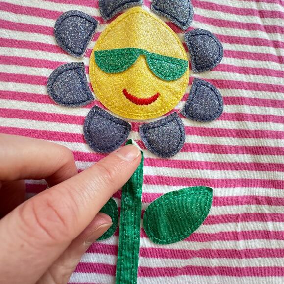 Mini Boden Pink Stripe Flour Applique Tee GUC 4/5 - Picture 3 of 5